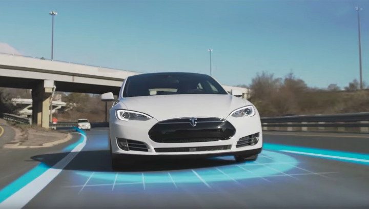 Tesla’s kunnen volledig autonoom rijden