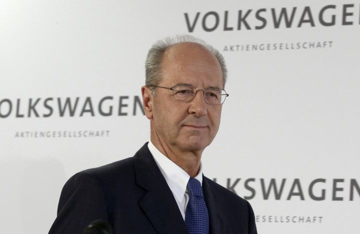 VW-topman Pötsch raakt verder verstrikt in dieselgate