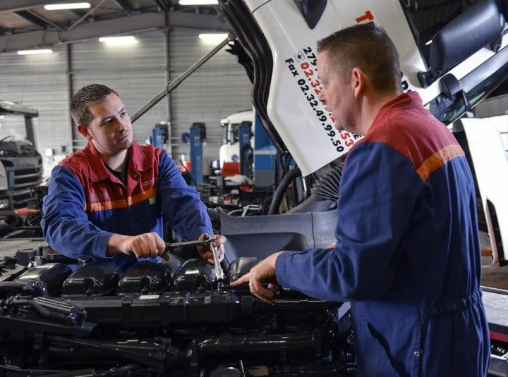Scania geeft leerling-monteurs 5.000 euro