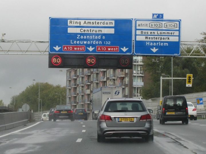 Amsterdam begint proef met beter verkeersbeheer