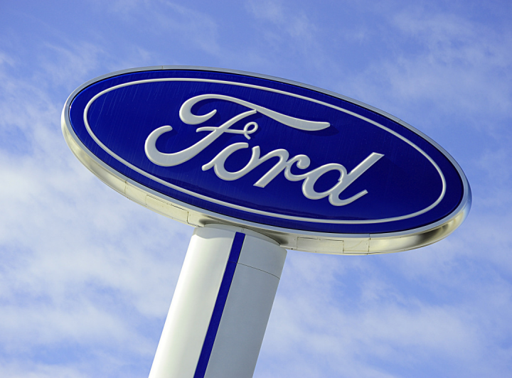 Ford ziet brutowinst stijgen maar kosten tellen zwaar