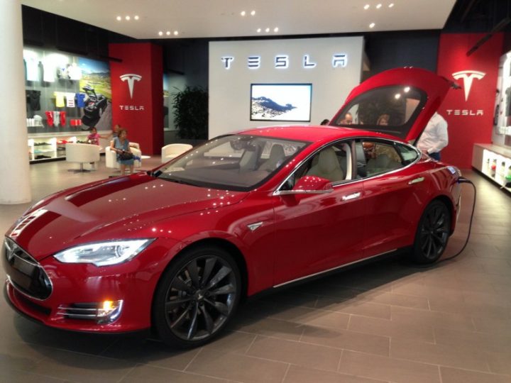 Tesla opent showroom in Detroit waar je geen auto kunt kopen