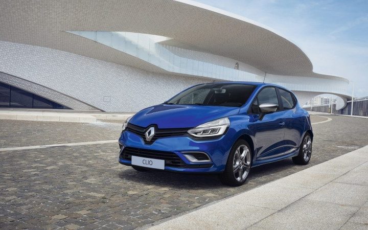 Autoverkopen november 2017 nemen met 18% toe; Renault geeft gas
