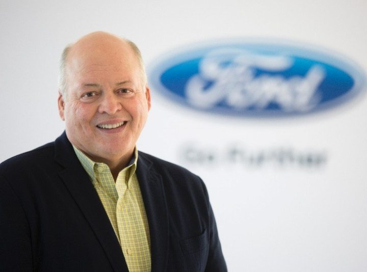 Nieuwe CEO Ford vangt veel minder dan de oude