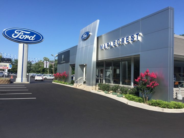 Ford helpt dealers met werven vakkrachten