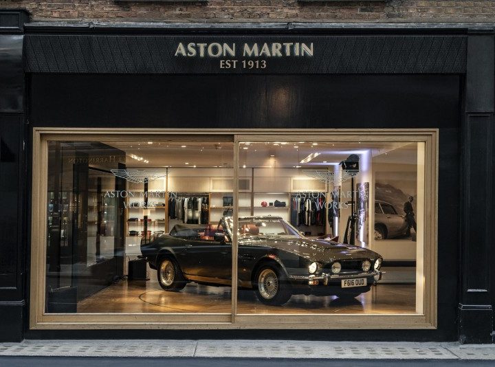 Aston Martin opent Heritage centrum