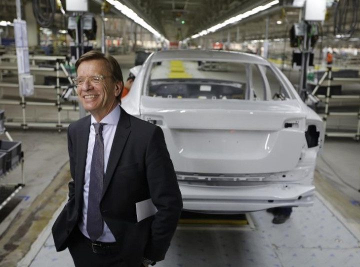 Volvo ziet winst fors inzakken, gaat verder snijden in de kosten