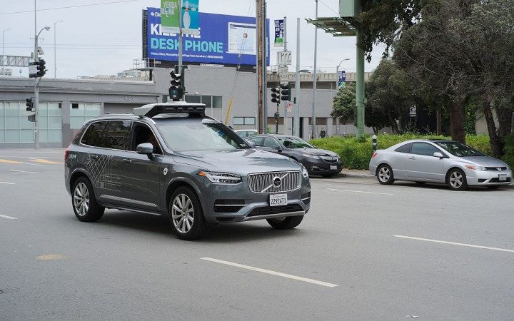 Uber wil testen autonome auto’s hervatten