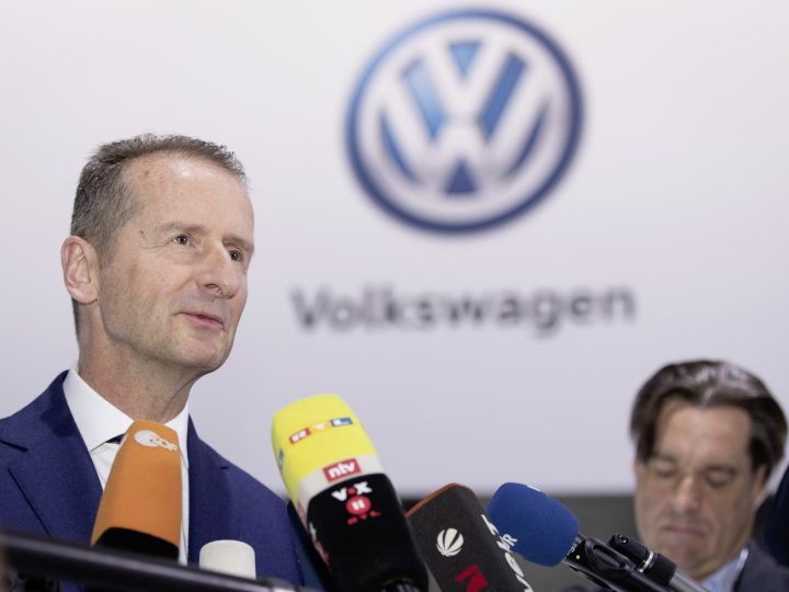 VW-baas Diess werkt zich met ‘bedrog’ in de nesten