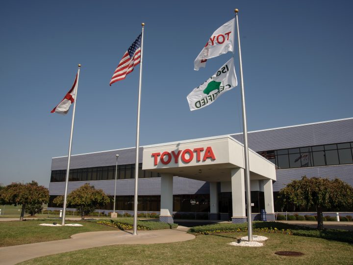 Samenwerking Toyota en Mazda bij nader te onthullen SUV