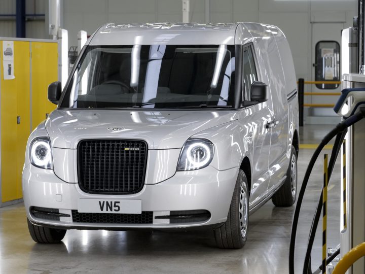 Geely start EV-bestelwagen offensief met 'London Taxi-kloon'