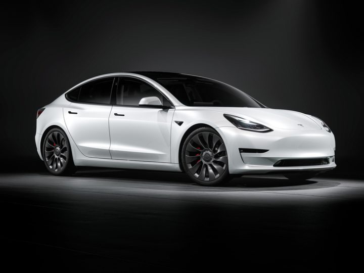 Groenteboer fusie ondersteboven Indicata: Forse prijsval gebruikte Tesla, andere merken gaan volgen |  Automotive Online
