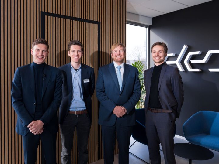 Nieuwe batterijfabriek Eleo geopend door Koning Willem-Alexander
