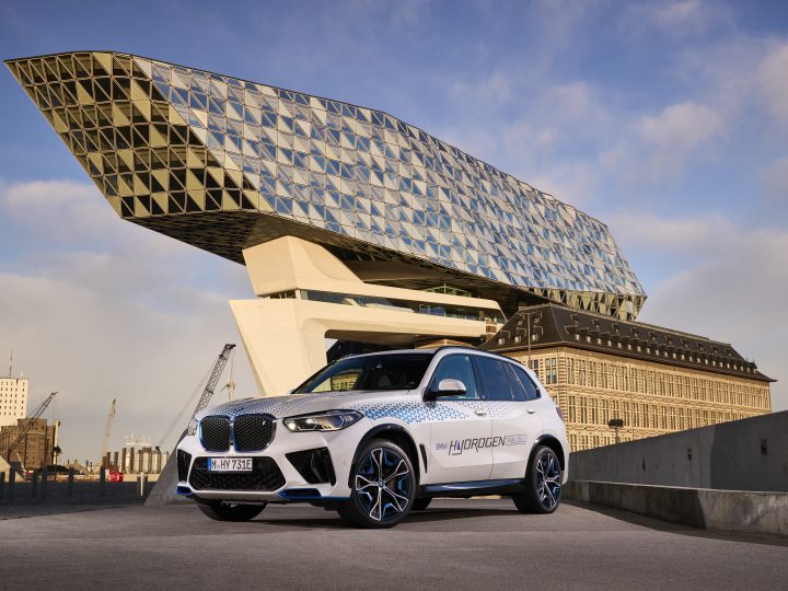 BMW Group lanceert waterstof proefvloot